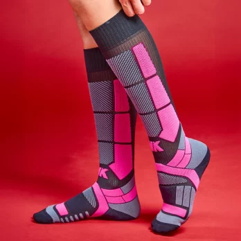 calze active up dry knee high fuxia indossato